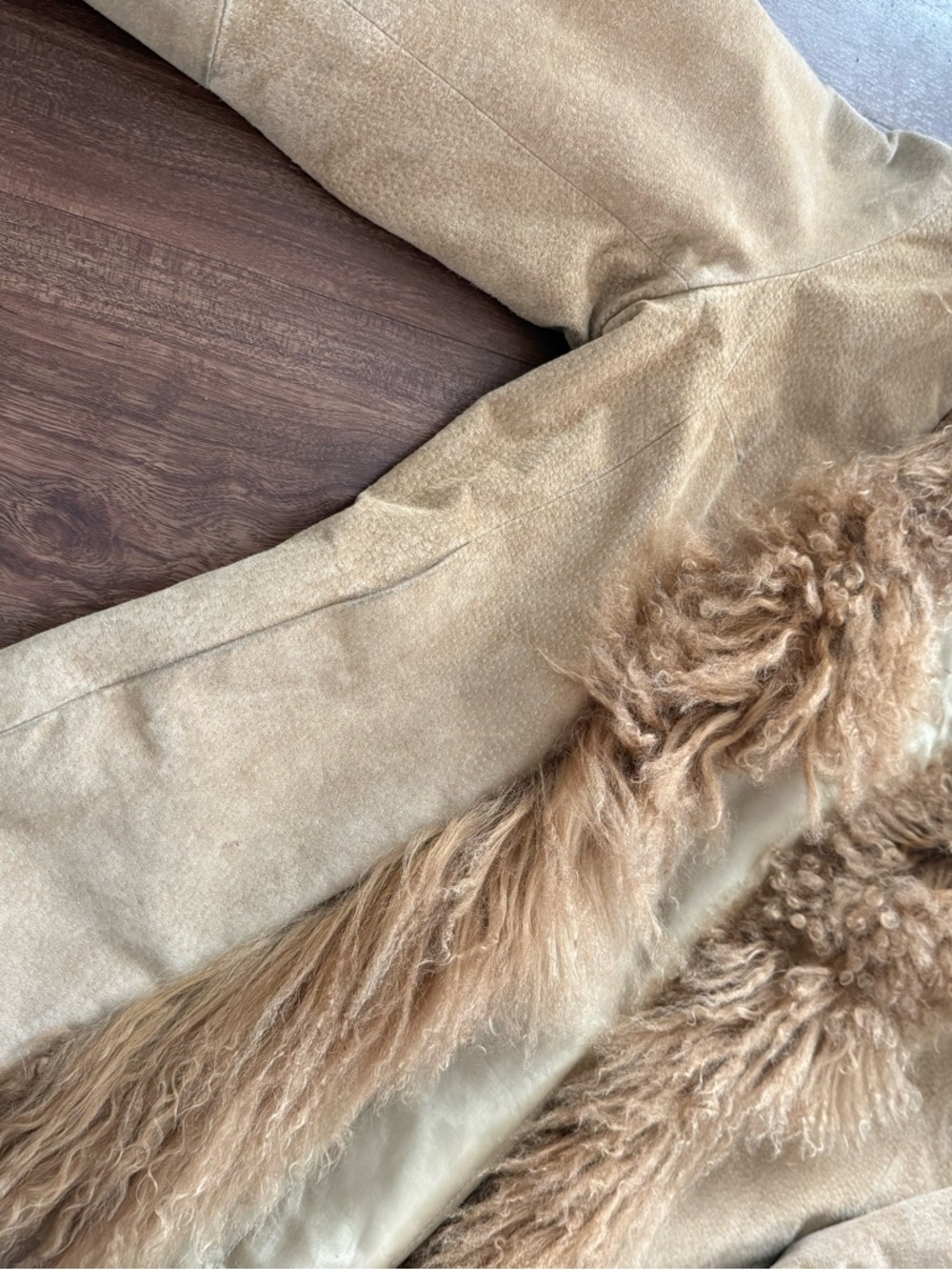 VINTAGE Express Tan Suede & Faux Fur Trim Jacket - Picture 3 of 4